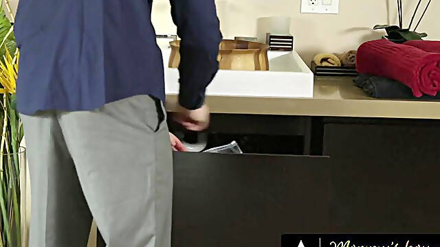 Police Officer Has A Vip Taste From Stepmother Cherie Deville During Investigation