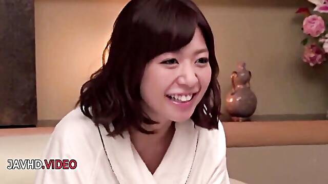 Sultry lass at cum video