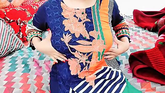 Pakistani wife cheating on her husband online  clear hindi audio, dirty talk