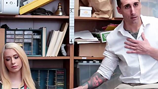 LP Officer stuff his cock on Joseline Kellys twat by Pervz: Blowjob, Doggy Blonde Porn