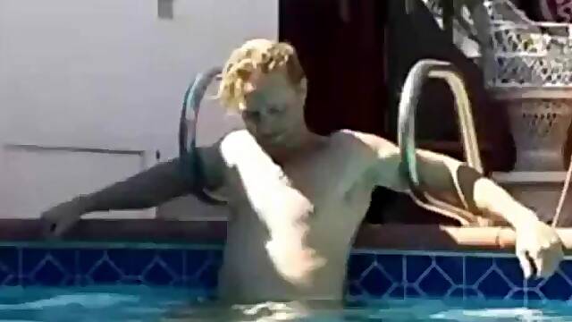 Underwater Oral: Blowjob, Fansly Interracial Porn