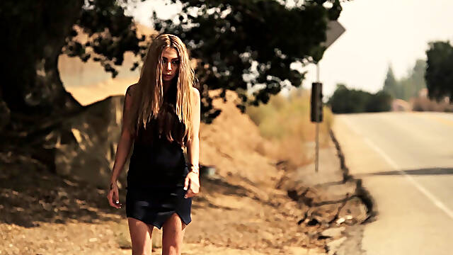 Mexican prostitute Kat Dior eaten out by Sarah Vandella