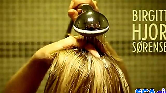 Birgitte Hjort Sørensen Naken inn Julie