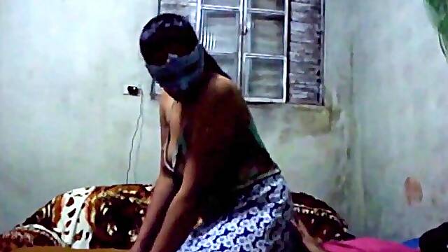 Daynnadinha começando na carreira porn