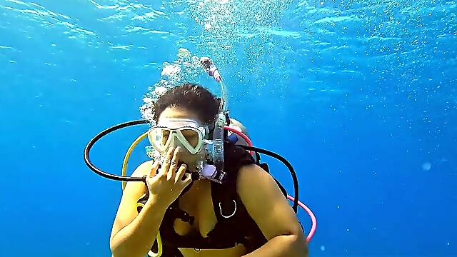 SCUBA fuckfest at the Bottom of the sea