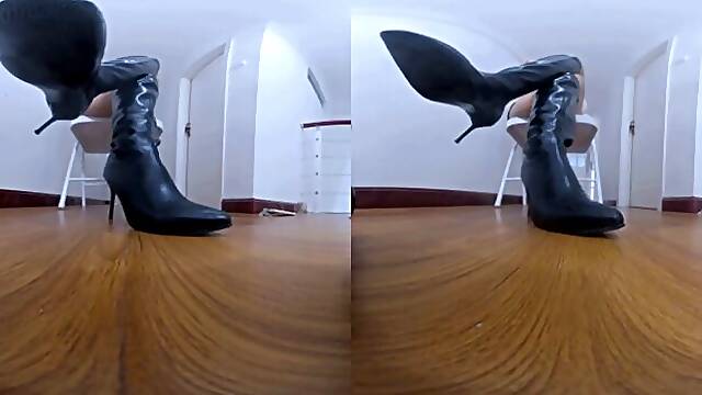 3DVR180 LELEs Boots humiliate the dwarves