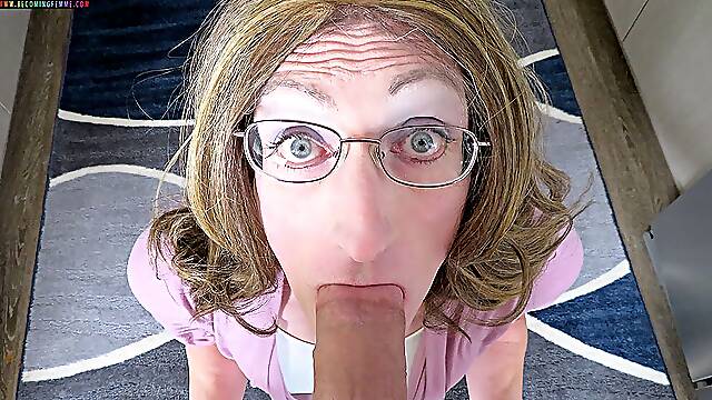 Horny CD housewife sucks you off in the kitchen