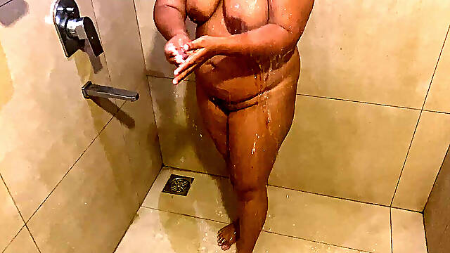 Mallu Kerala Girl's Sexy Bath Time with Dildo & Getting fucked in Malappuram Hotel