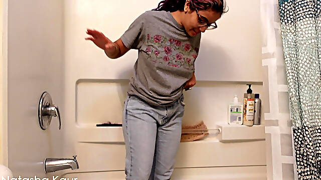 Hairy Solo & B/g Pee Compilation